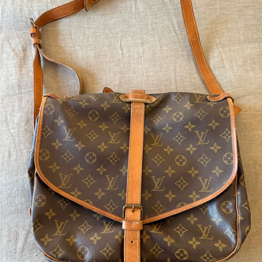 Louis Vuitton Brown Monogram Saumur 35 Messenger Bag